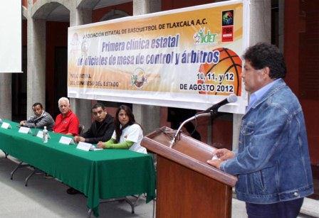 BUSCAN CUATRO ENTRENADORES TLAXCALTECAS CARNET INTERNACIONAL