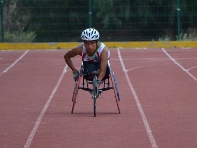 DEBUTA LEONARDO DE JESÚS PÉREZ EN PARALÍMPICOS, SU TIEMPO DE 1:02 MINUTOS 