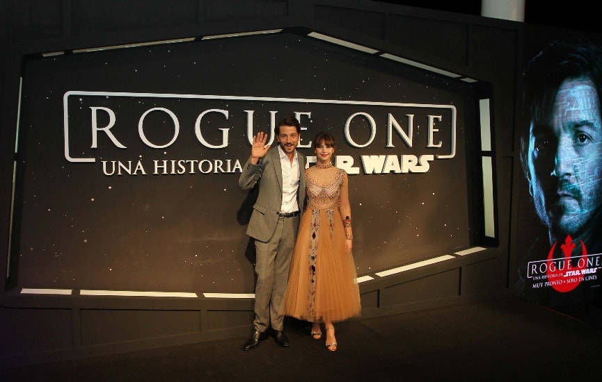 La espera terminó; abarrotan las salas de cine en el estreno de Rogue One