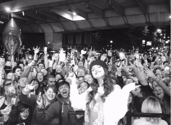 Selena Gomez regresa a Instagram, agradecida con sus fans