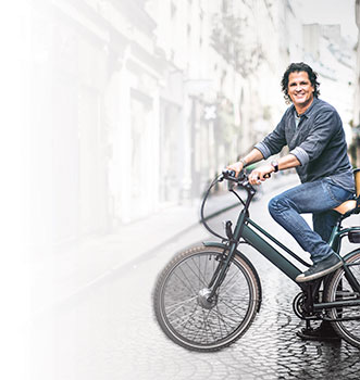 La bicicleta de Carlos Vives lo lleva a todos lados