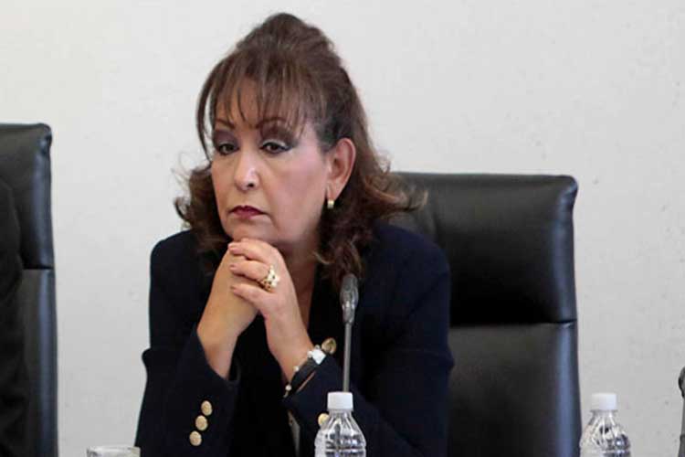 La candidatura de Lorena de mal en peor