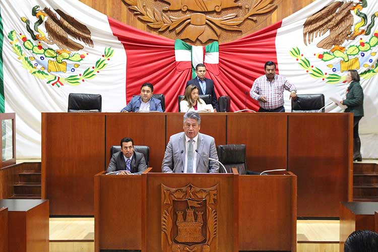 Ley de uniformes escolares gratuitos para alumnas y alumnos de educación básica del estado