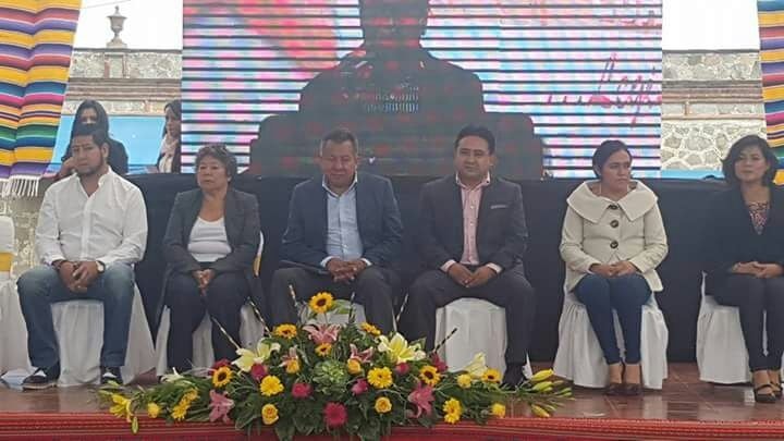 Primer Diputado que Presenta Informe Legislativo del primer Periodo en el Distrito.