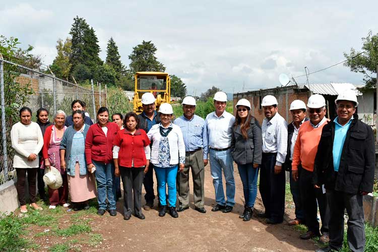 Continúan obras en Natívitas 