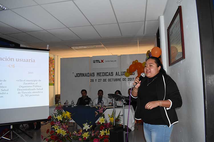 Festejan el 13º aniversario del hospital comunitario en Zacatelco