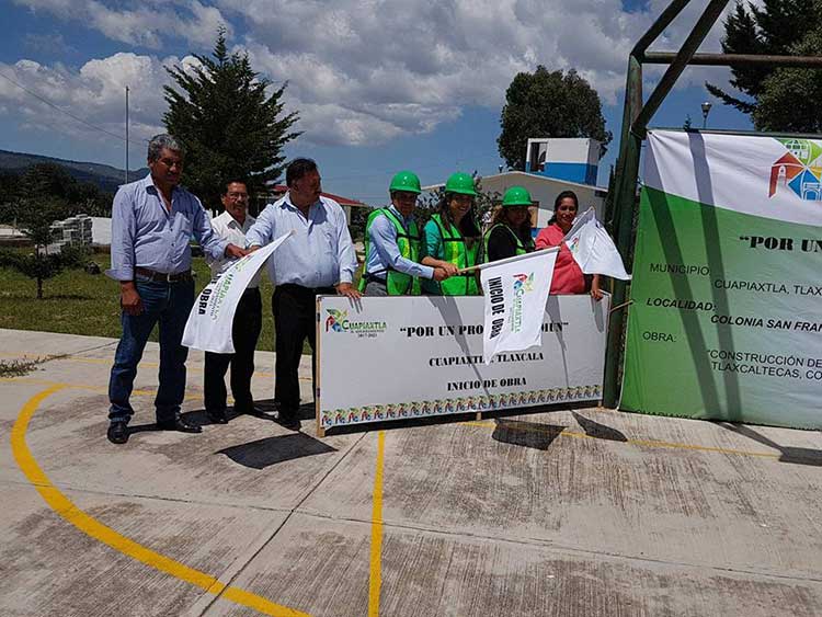 Arranca techumbre de telesecundaria en Cuapiaxtla