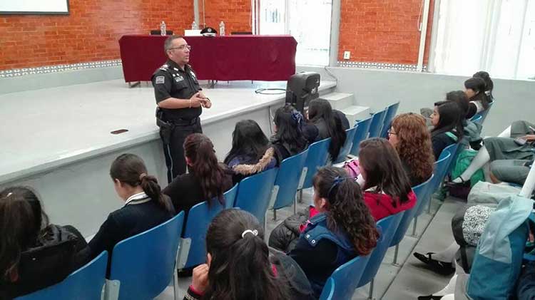 Realiza policía estatal jornada de prevención del delito en tu escuela