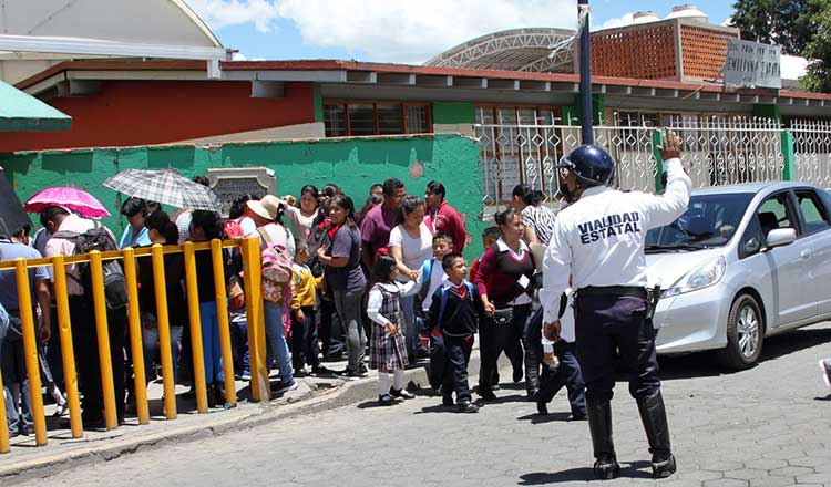 Implementa policía estatal operativo vial por regreso a clases