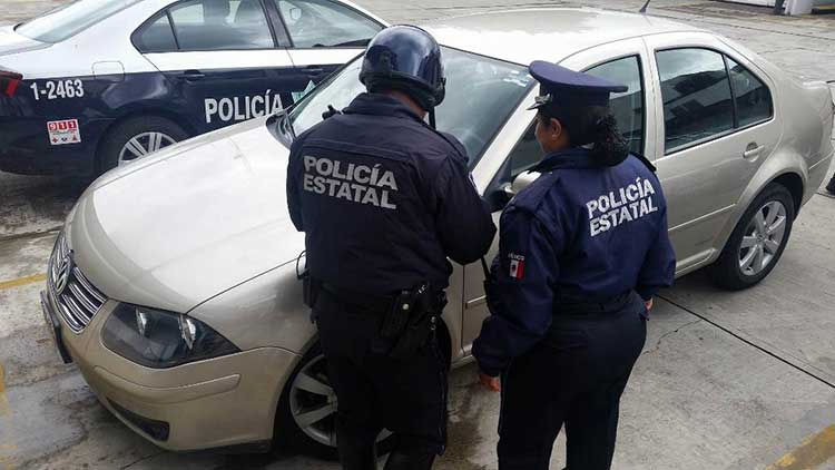 Frustra policía estatal robo de vehículo