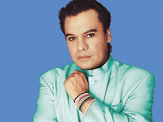 Juan Gabriel recibe tres nominaciones a los Billboard