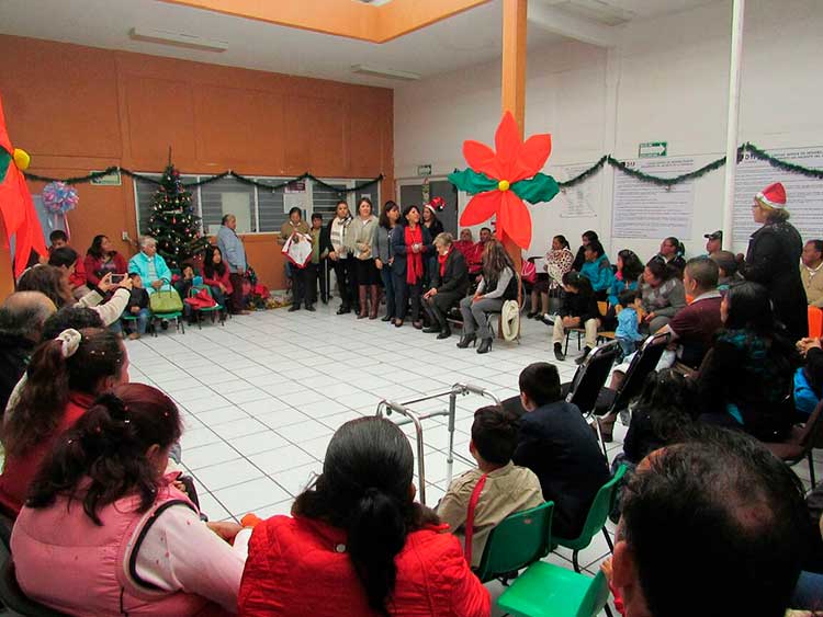 Celebra IMPCD  posada con pacientes y adultos mayores