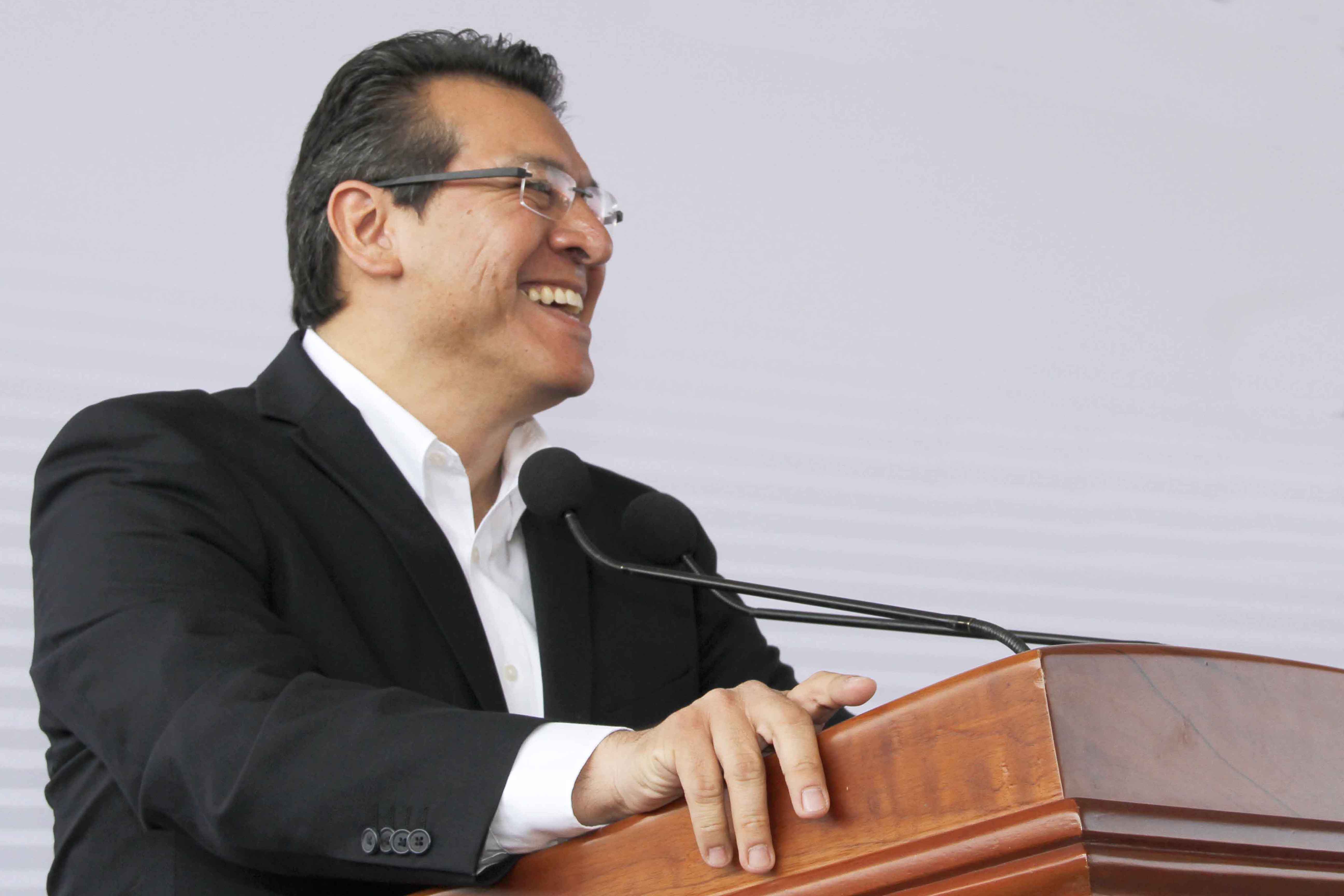 Presenta Marco Mena “salud en tu escuela” en Tlaxcala