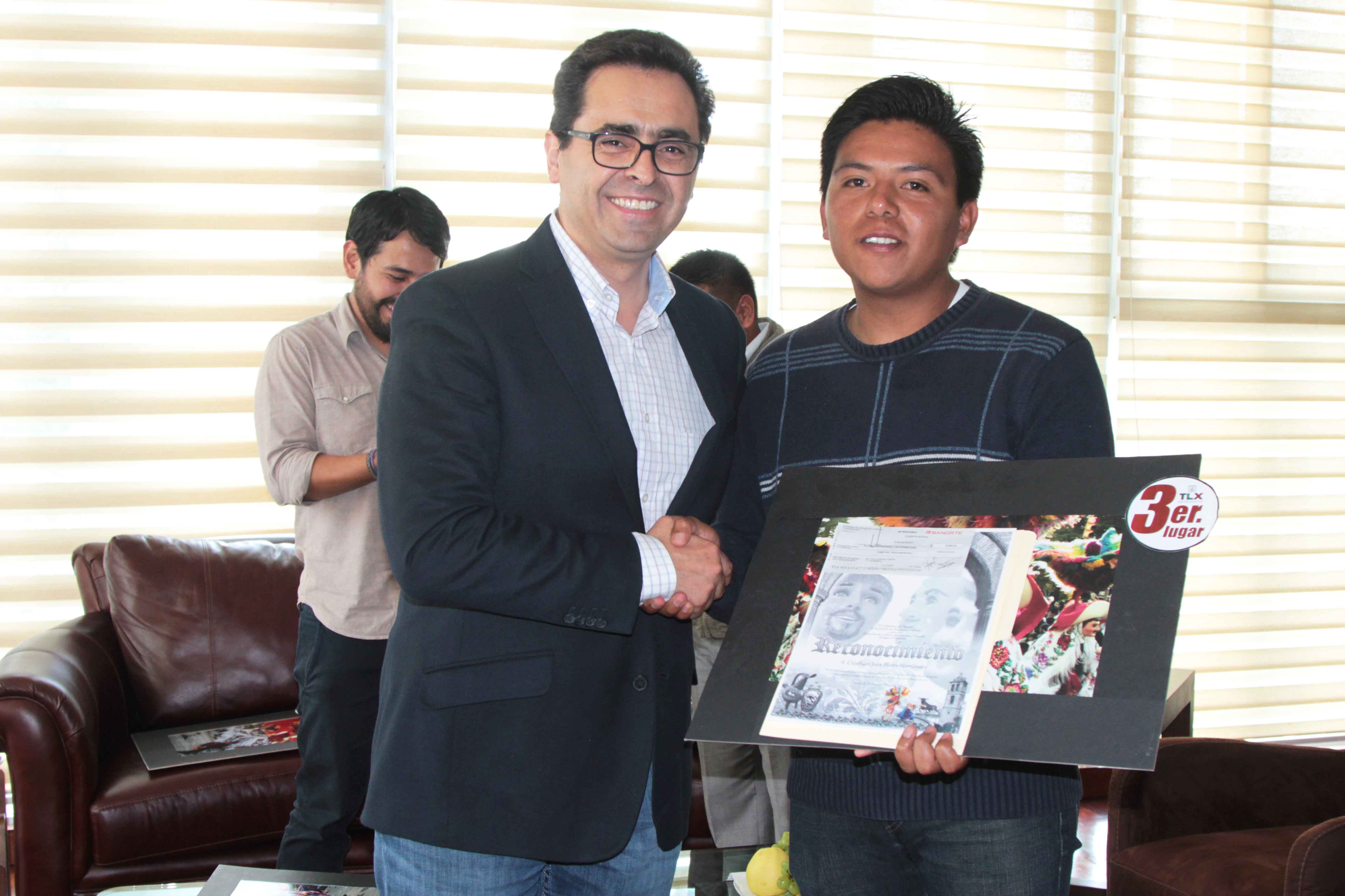 Premia SEPE a Ganadores del Concurso “el Carnaval de Tlaxcala en Imágenes”