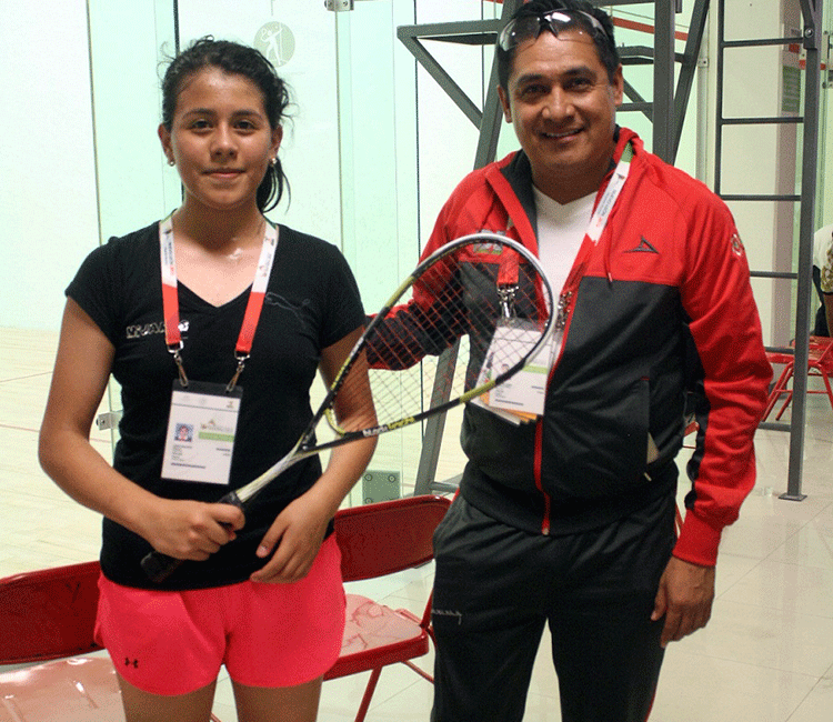 Comienzan con triunfos tlaxcaltecas en squash 