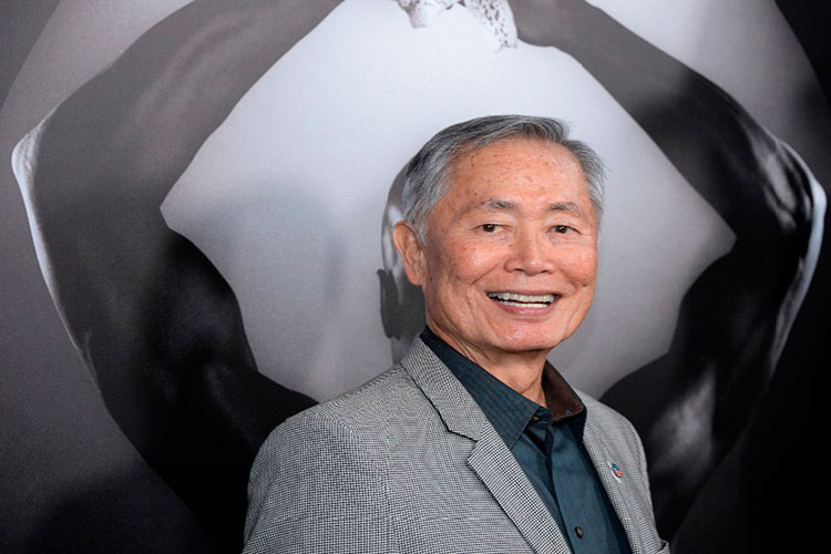 George Takei, actor de Star Trek, critica a Trump en video en español