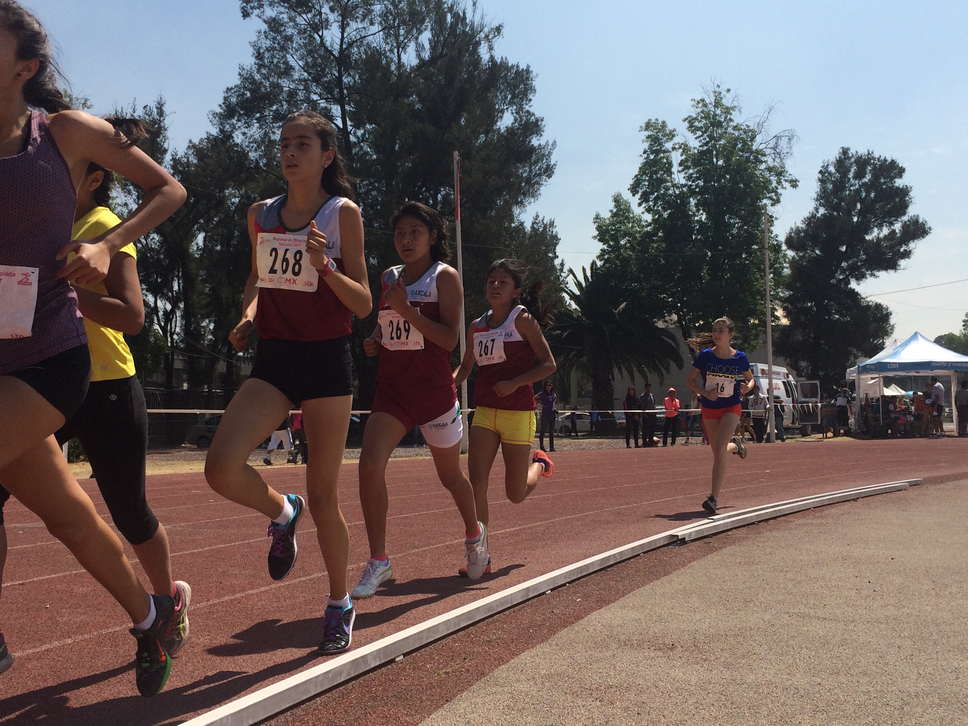 Gana delegación tlaxcalteca de atletismo ocho primeros lugares en regional